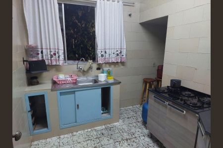 Casa à venda com 240m², 2 quartos e 3 vagasCozinha