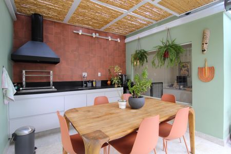 Apartamento à venda com 135m², 3 quartos e 1 vagaÁrea Privativa