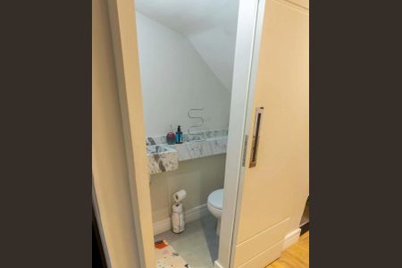 Casa de condomínio à venda com 140m², 3 quartos e 2 vagas Casa de condomínio à venda com 140m², 3 quartos e 2 vagasLavabo