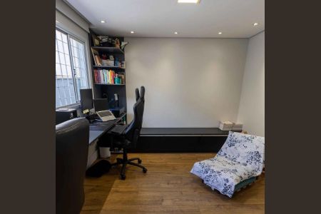 Casa de condomínio à venda com 140m², 3 quartos e 2 vagas Casa de condomínio à venda com 140m², 3 quartos e 2 vagasEscritório