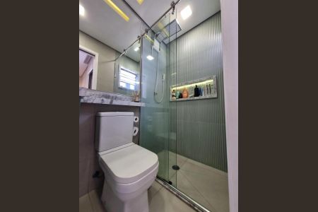 Casa de condomínio à venda com 140m², 3 quartos e 2 vagas Casa de condomínio à venda com 140m², 3 quartos e 2 vagasBanheiro
