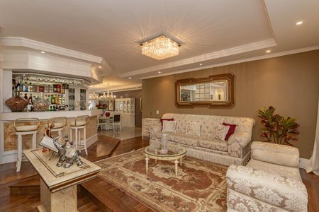 Apartamento à venda com 310m², 5 quartos e 4 vagasSala