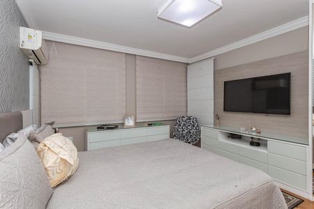 Apartamento à venda com 310m², 5 quartos e 4 vagasSuite 1