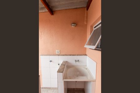 Casa à venda com 72m², 2 quartos e 1 vaga Casa à venda com 72m², 2 quartos e 1 vagaÁrea de Serviço