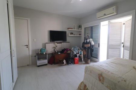 Apartamento à venda com 186m², 3 quartos e 2 vagasSuíte
