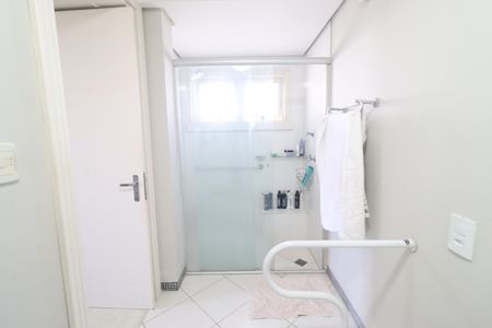 Apartamento à venda com 186m², 3 quartos e 2 vagasBanheiro Suíte
