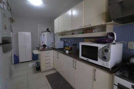 Apartamento à venda com 186m², 3 quartos e 2 vagasCozinha
