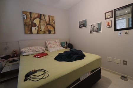 Apartamento à venda com 186m², 3 quartos e 2 vagasQuarto 02