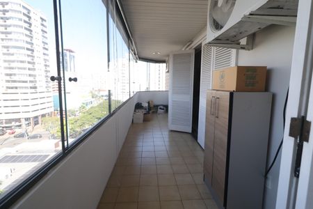 Apartamento à venda com 186m², 3 quartos e 2 vagassacada dos quartos