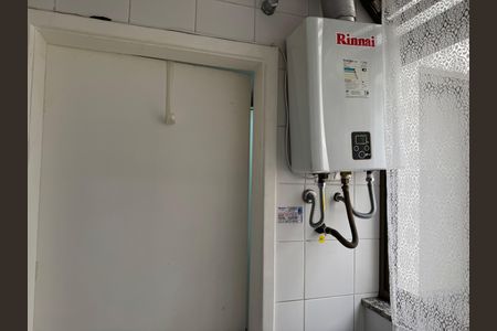 Apartamento à venda com 96m², 3 quartos e 2 vagas Apartamento à venda com 96m², 3 quartos e 2 vagasCozinha e Área de Serviço