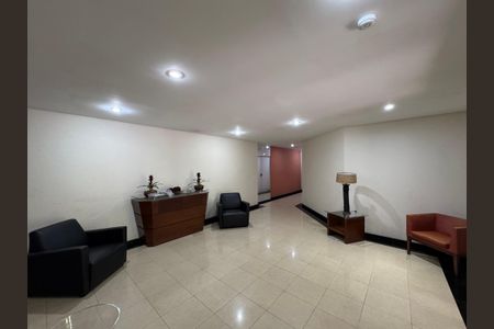 Apartamento à venda com 96m², 3 quartos e 2 vagas Apartamento à venda com 96m², 3 quartos e 2 vagasÁrea comum - Hall Social
