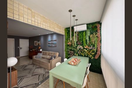 Apartamento à venda com 96m², 3 quartos e 2 vagas Apartamento à venda com 96m², 3 quartos e 2 vagasVaranda