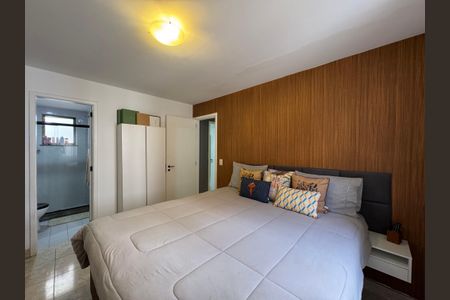 Apartamento à venda com 96m², 3 quartos e 2 vagas Apartamento à venda com 96m², 3 quartos e 2 vagasSuíte