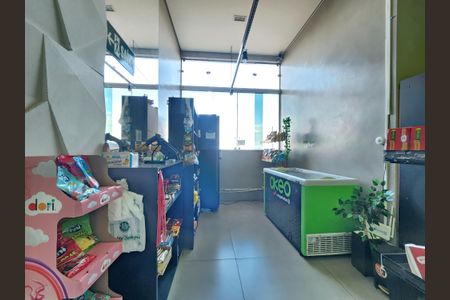 Apartamento à venda com 147m², 3 quartos e 3 vagas Apartamento à venda com 147m², 3 quartos e 3 vagasÁrea comum - Minimercado