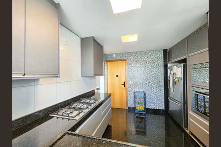 Apartamento à venda com 147m², 3 quartos e 3 vagas Apartamento à venda com 147m², 3 quartos e 3 vagasCozinha