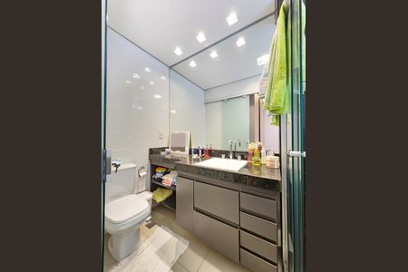 Apartamento à venda com 147m², 3 quartos e 3 vagas Apartamento à venda com 147m², 3 quartos e 3 vagasSuíte Júnior