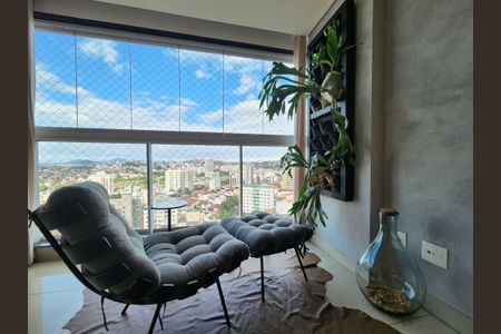 Apartamento à venda com 147m², 3 quartos e 3 vagas Apartamento à venda com 147m², 3 quartos e 3 vagasVaranda
