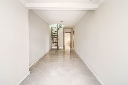 Apartamento à venda com 156m², 3 quartos e 2 vagas Apartamento à venda com 156m², 3 quartos e 2 vagasSala