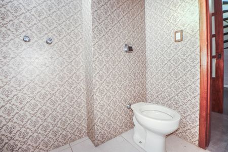 Apartamento à venda com 156m², 3 quartos e 2 vagas Apartamento à venda com 156m², 3 quartos e 2 vagasBanheiro Social