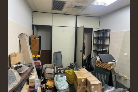 Casa à venda com 327m², 5 quartos e 5 vagas Casa à venda com 327m², 5 quartos e 5 vagasFoto 35