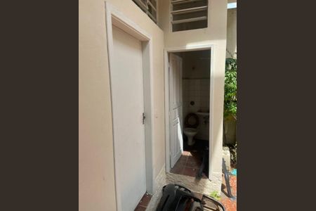 Casa à venda com 327m², 5 quartos e 5 vagas Casa à venda com 327m², 5 quartos e 5 vagasFoto 30