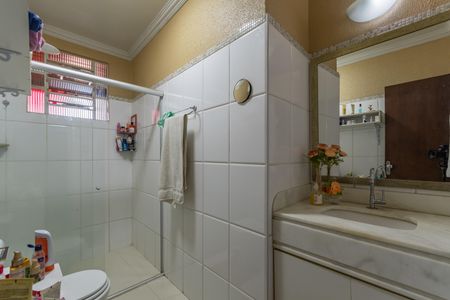 Casa à venda com 150m², 3 quartos e 3 vagas Casa à venda com 150m², 3 quartos e 3 vagasBanheiro Social
