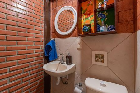 Casa à venda com 150m², 3 quartos e 3 vagas Casa à venda com 150m², 3 quartos e 3 vagasBanheiro Espaço Gourmet