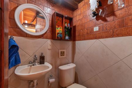 Casa à venda com 150m², 3 quartos e 3 vagas Casa à venda com 150m², 3 quartos e 3 vagasBanheiro Espaço Gourmet