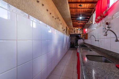 Casa à venda com 150m², 3 quartos e 3 vagas Casa à venda com 150m², 3 quartos e 3 vagasÁrea de Serviço 1