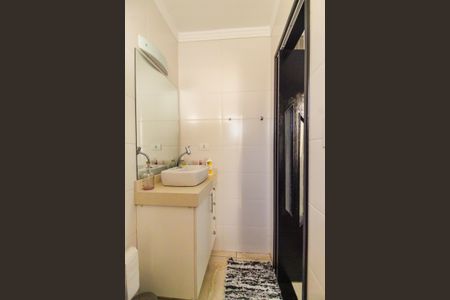 Casa de condomínio à venda com 56m², 2 quartos e 1 vaga Casa de condomínio à venda com 56m², 2 quartos e 1 vagaBanheiro da Suíte 1