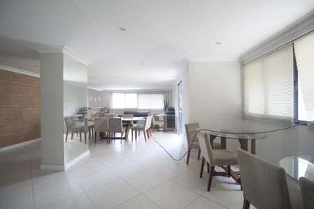 Apartamento à venda com 116m², 3 quartos e 2 vagasÁrea comum - Salão de festas