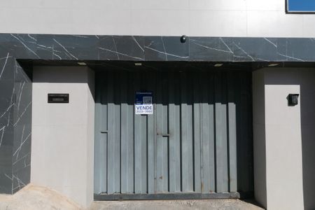 Apartamento à venda com 120m², 3 quartos e 2 vagas Apartamento à venda com 120m², 3 quartos e 2 vagasPlaquinha