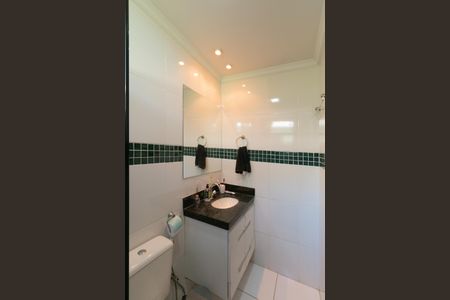 Apartamento à venda com 120m², 3 quartos e 2 vagas Apartamento à venda com 120m², 3 quartos e 2 vagasBanheiro Suíte