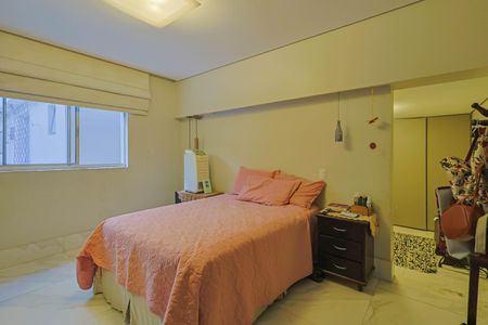 Casa à venda com 399m², 3 quartos e 3 vagasQuarto 3 Suíte 