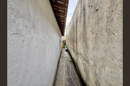 Casa de condomínio à venda com 240m², 2 quartos e 2 vagasÁrea externa