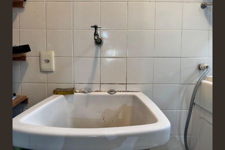 Casa de condomínio à venda com 240m², 2 quartos e 2 vagasCozinha e Área de Serviço