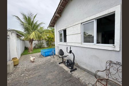 Casa de condomínio à venda com 240m², 2 quartos e 2 vagasÁrea externa