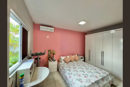 Casa de condomínio à venda com 240m², 2 quartos e 2 vagasQuarto 2