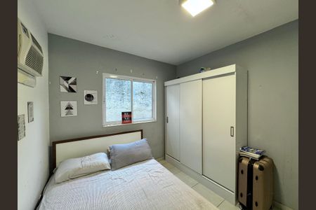 Casa de condomínio à venda com 240m², 2 quartos e 2 vagasQuarto 1