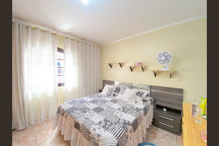 Casa à venda com 436m², 4 quartos e 1 vaga Casa à venda com 436m², 4 quartos e 1 vagaQuarto 3