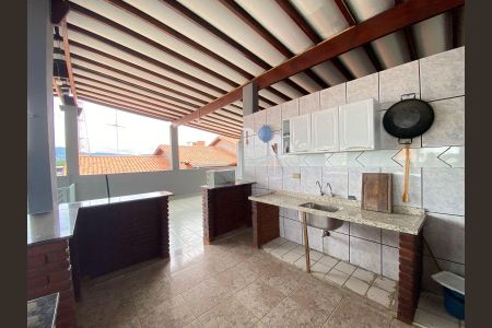 Casa à venda com 436m², 4 quartos e 1 vaga Casa à venda com 436m², 4 quartos e 1 vagaChurrasqueira