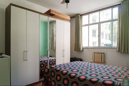 Apartamento à venda com 125m², 3 quartos e 1 vaga Apartamento à venda com 125m², 3 quartos e 1 vagaQuarto 2