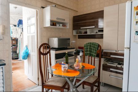 Apartamento à venda com 125m², 3 quartos e 1 vaga Apartamento à venda com 125m², 3 quartos e 1 vagaCozinha