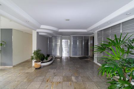 Apartamento à venda com 50m², 2 quartos e 1 vaga Apartamento à venda com 50m², 2 quartos e 1 vagaHall social