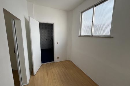 Apartamento à venda com 90m², 2 quartos e 2 vagasQuarto de Serviço
