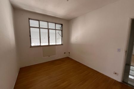 Apartamento à venda com 90m², 2 quartos e 2 vagasQuarto 2