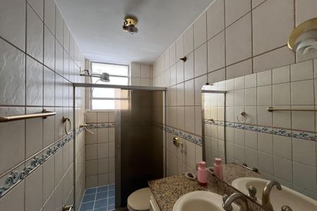Apartamento à venda com 90m², 2 quartos e 2 vagasBanheiro Social