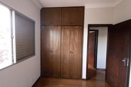 Apartamento à venda com 75m², 3 quartos e 1 vaga Apartamento à venda com 75m², 3 quartos e 1 vagaSuíte