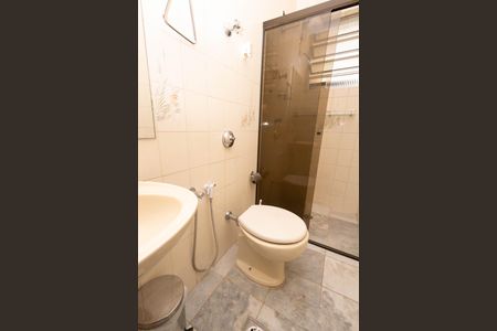 Apartamento à venda com 75m², 3 quartos e 1 vaga Apartamento à venda com 75m², 3 quartos e 1 vagaBanheiro Social