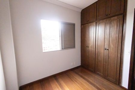 Apartamento à venda com 75m², 3 quartos e 1 vaga Apartamento à venda com 75m², 3 quartos e 1 vagaSuíte